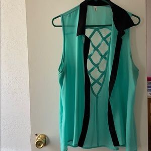 Sleeveless blouse